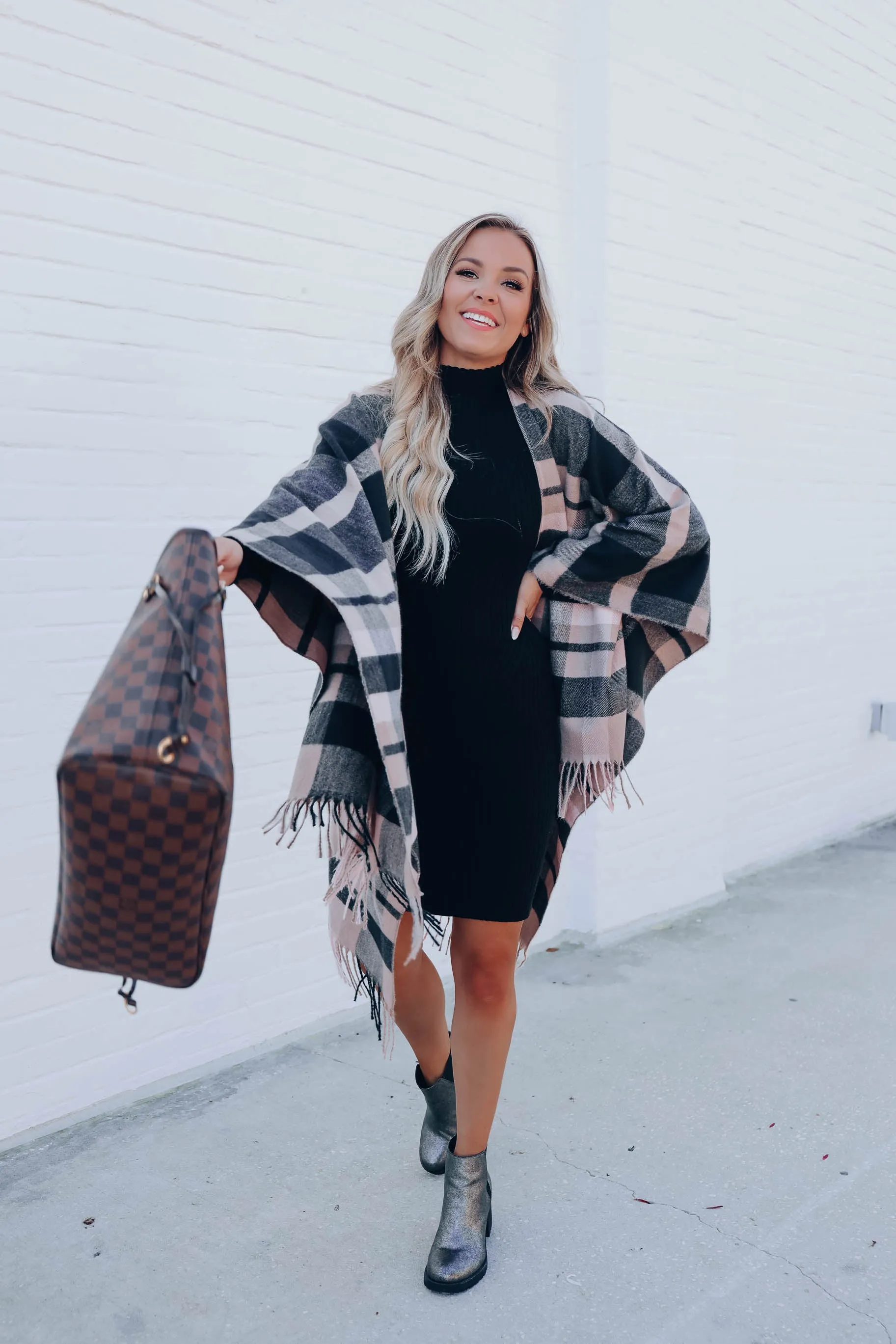 Elaina Plaid Fringe Poncho - Pink