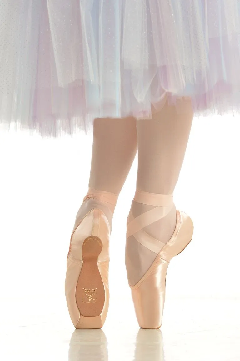 Gaynor Minden | Sculpted Fit Pointe Shoe | Size 8.5 | Cappuccino