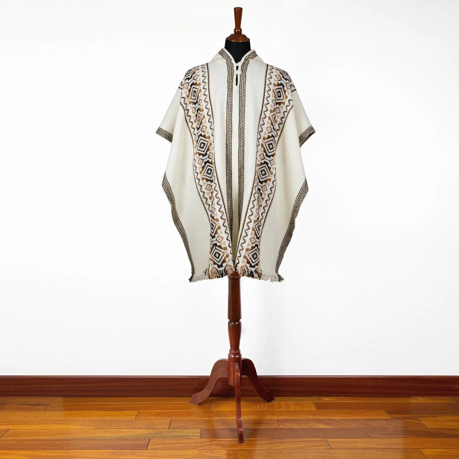 Guanabana - Llama Wool Unisex South American Handwoven Hooded Poncho - white with diamonds pattern