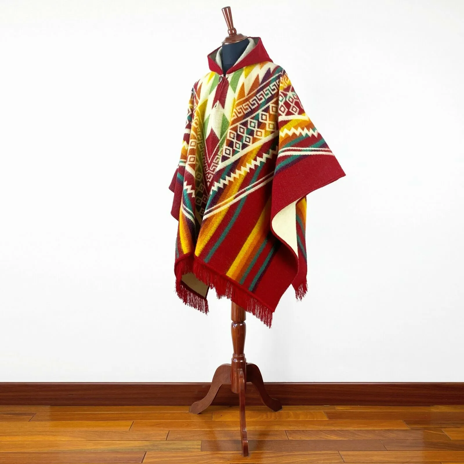 Guismi - Baby Alpaca wool Hooded Unisex Poncho S-XXL - Aztec pattern - RED