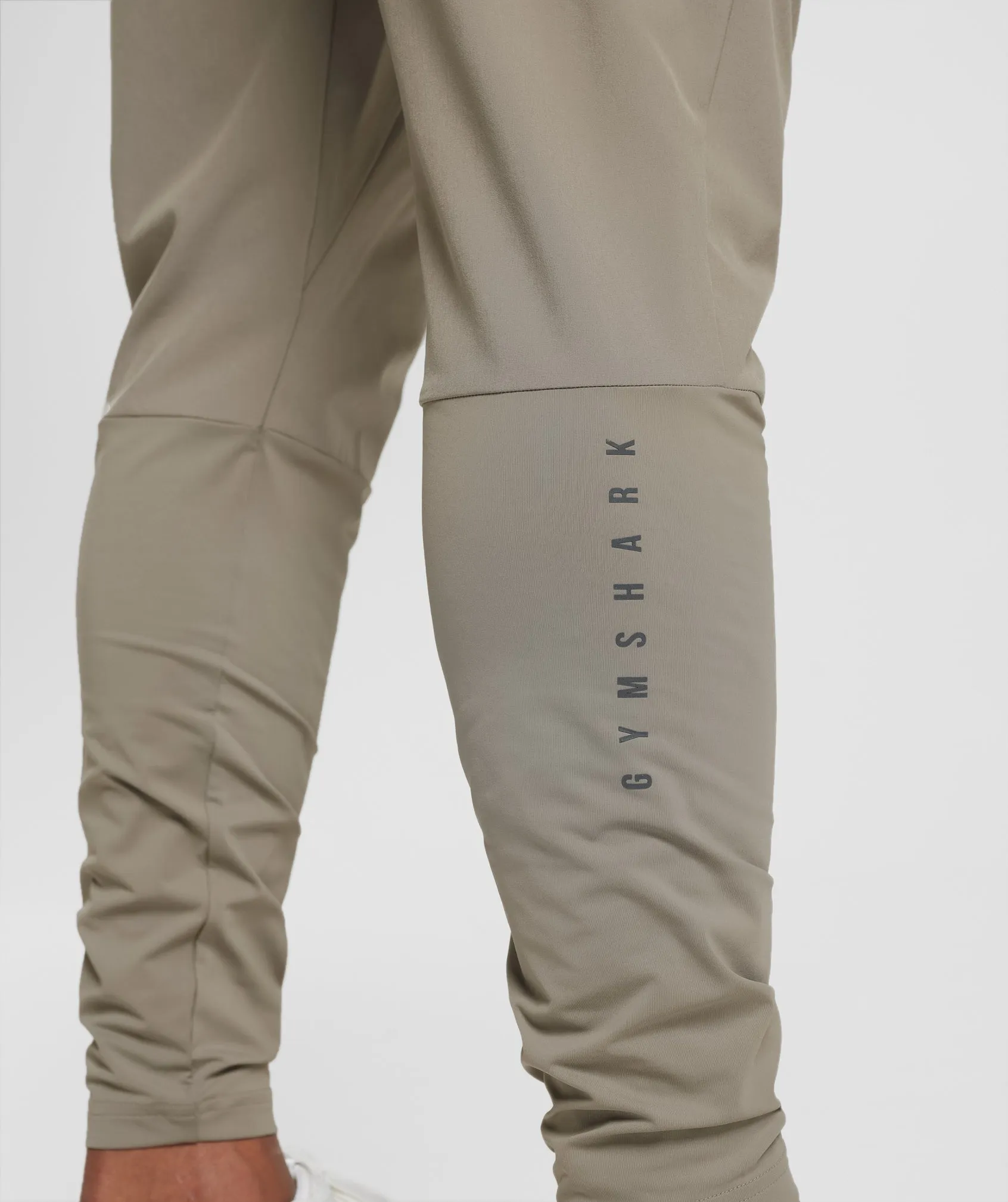 Gymshark Sport Run Pants - Linen Brown