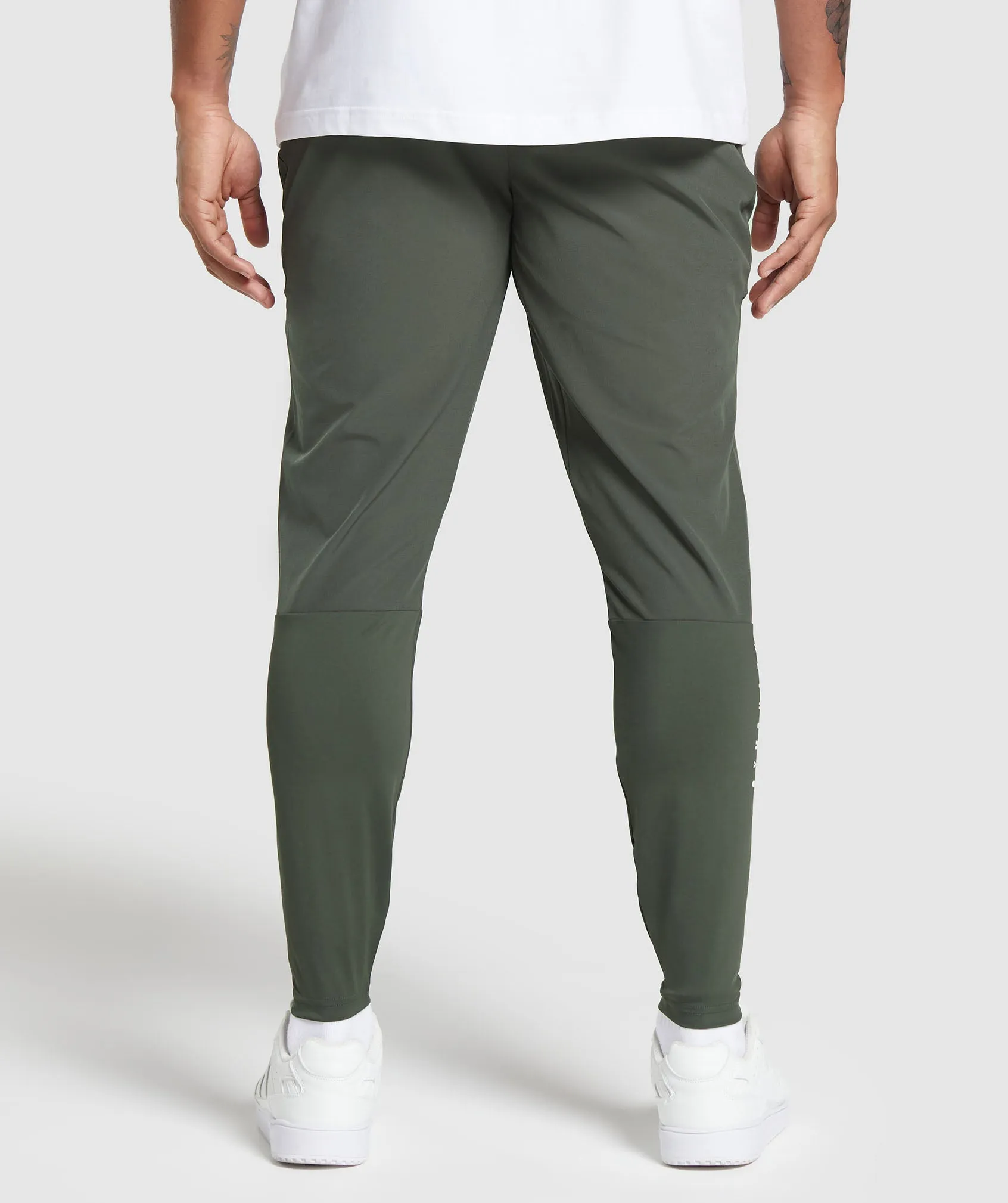 Gymshark Sport Run Pants - Strength Green