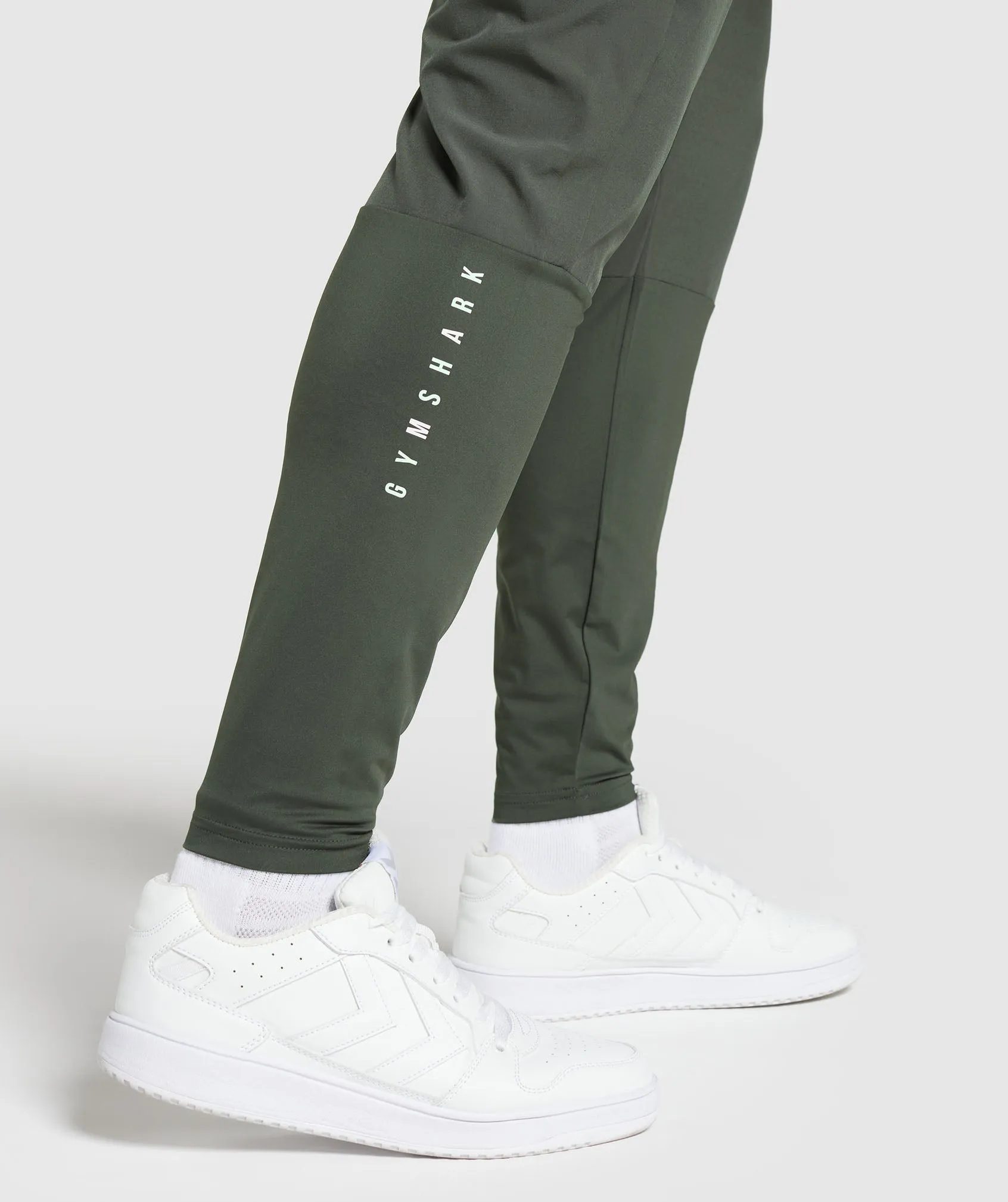 Gymshark Sport Run Pants - Strength Green