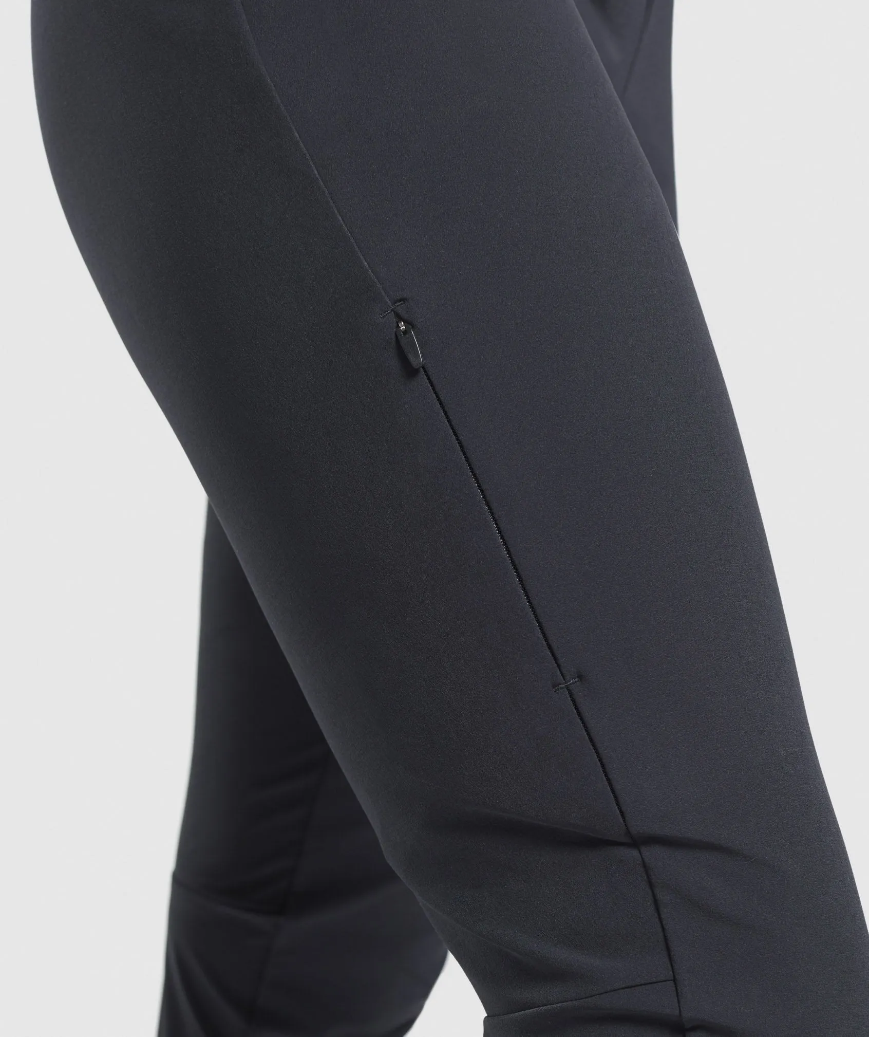 Gymshark Venture Joggers - Black