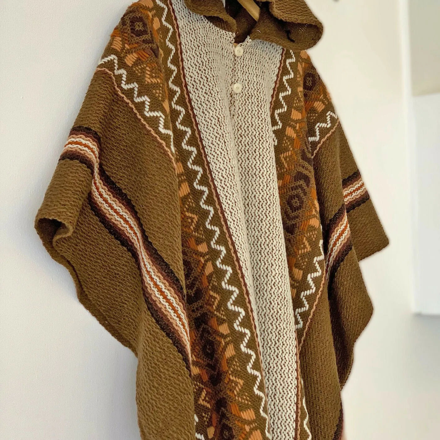 Llama Wool Unisex South American Handwoven Hooded Poncho - solid Khaki/Brown with diamonds pattern