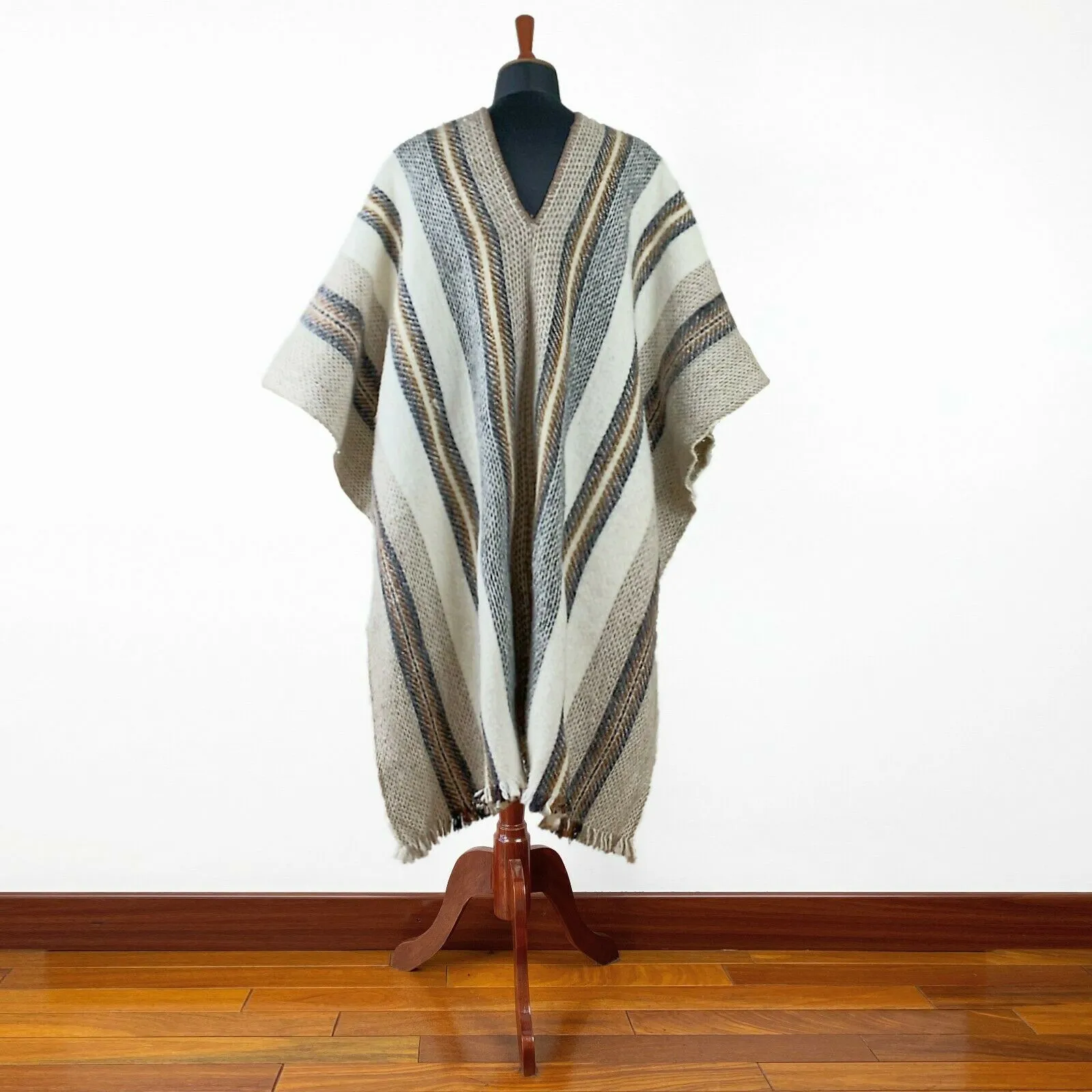 Llama Wool Unisex South American Handwoven Serape Poncho - Extra Long M-XXL - striped pattern