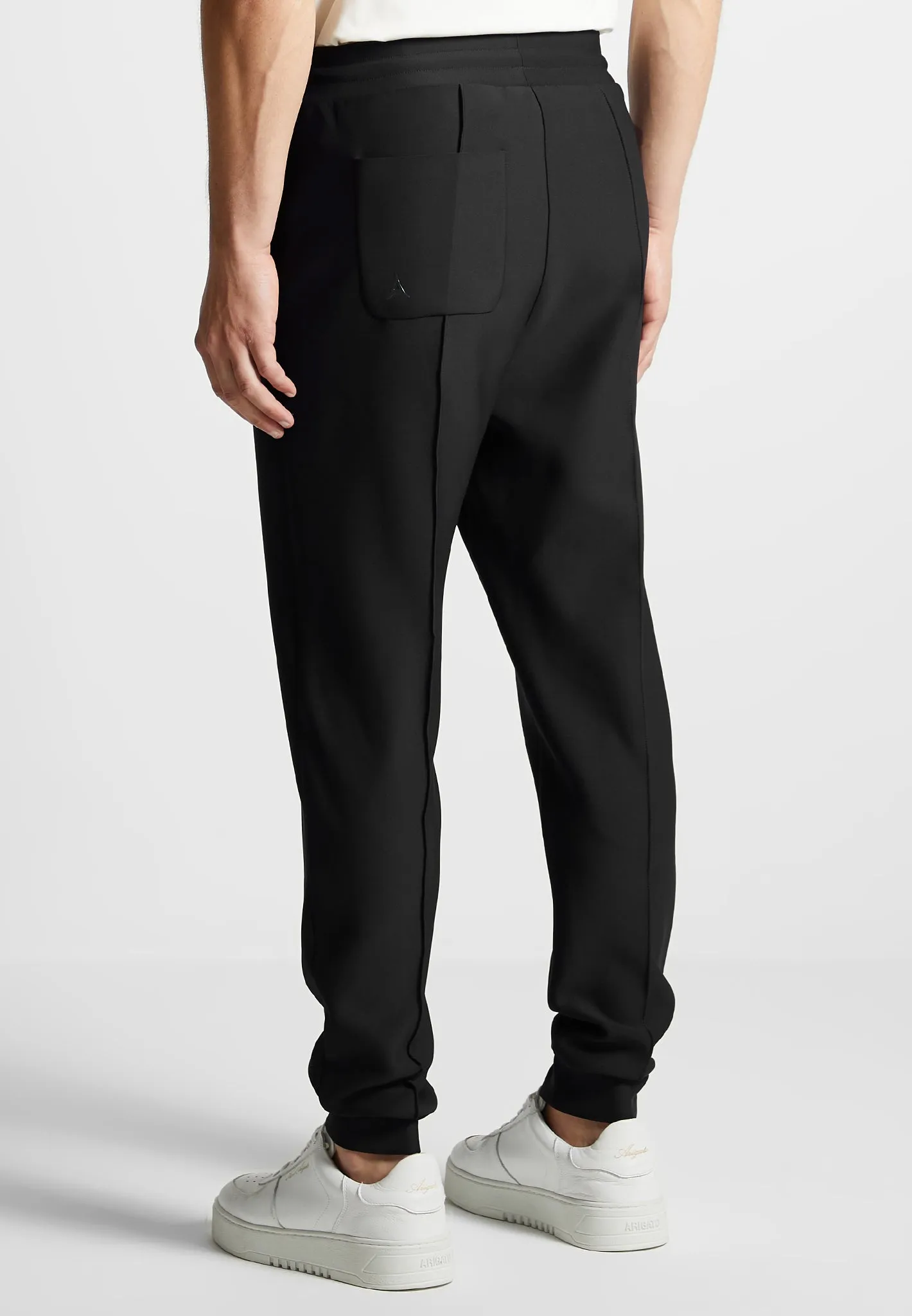 Éternel Neoprene Tapered Fit Pintuck Joggers - Black