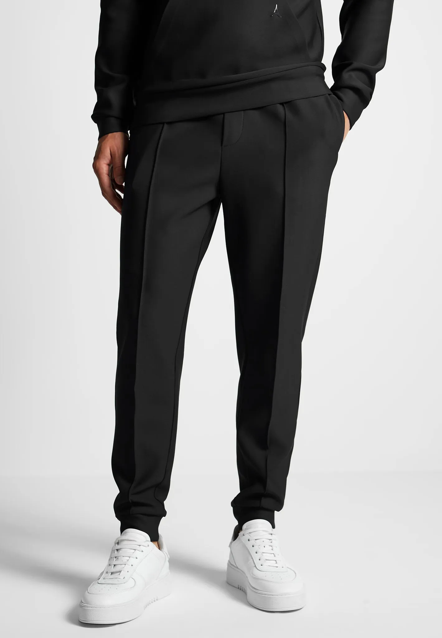 Éternel Neoprene Tapered Fit Pintuck Joggers - Black