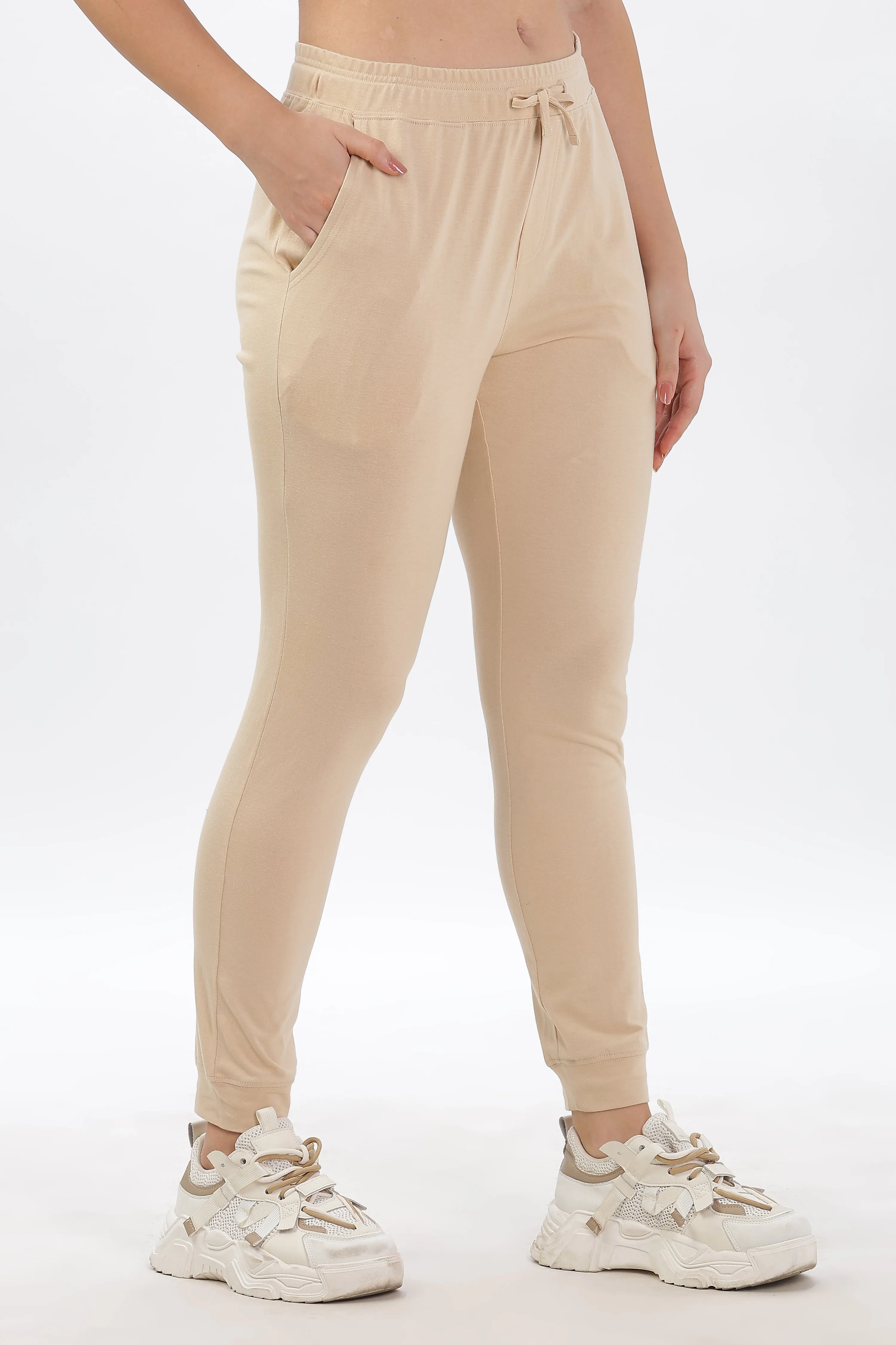 Women Organic Cotton Joggers Pant With Side Pockets and Adjustable Waist