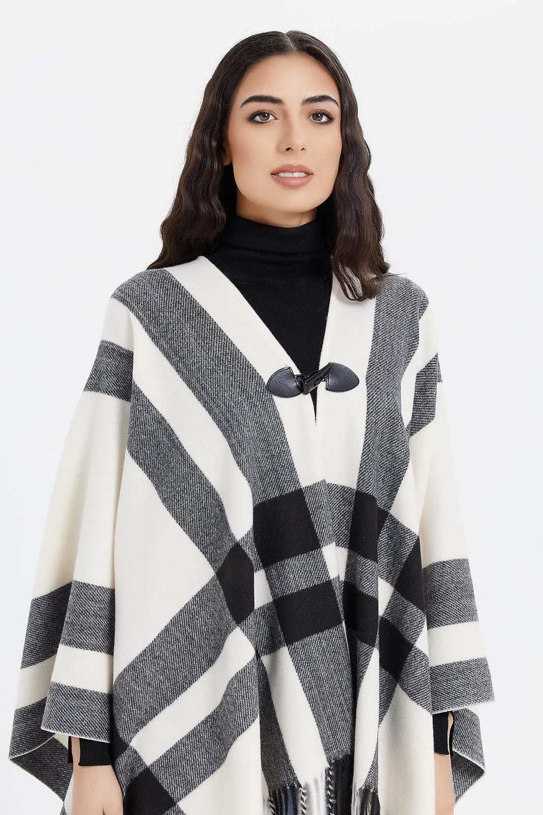 Women White And Black Poncho Cardigan